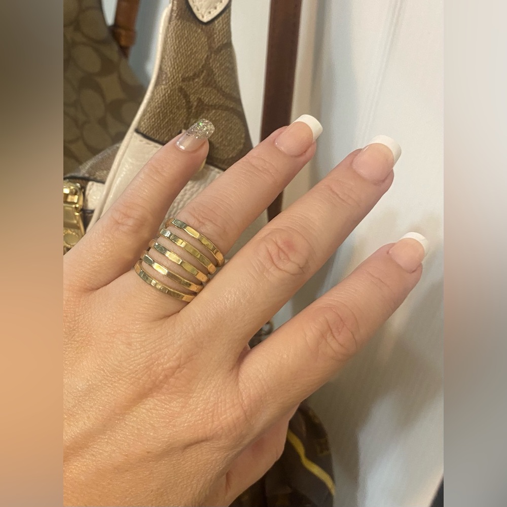 Ring gold size 6 - Picture 1 of 2